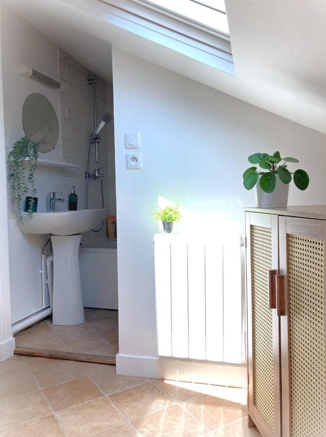 Ferienwohnung Elegant - Studio Proche Cathedrale Et Au Calme Le Mans Exterior foto