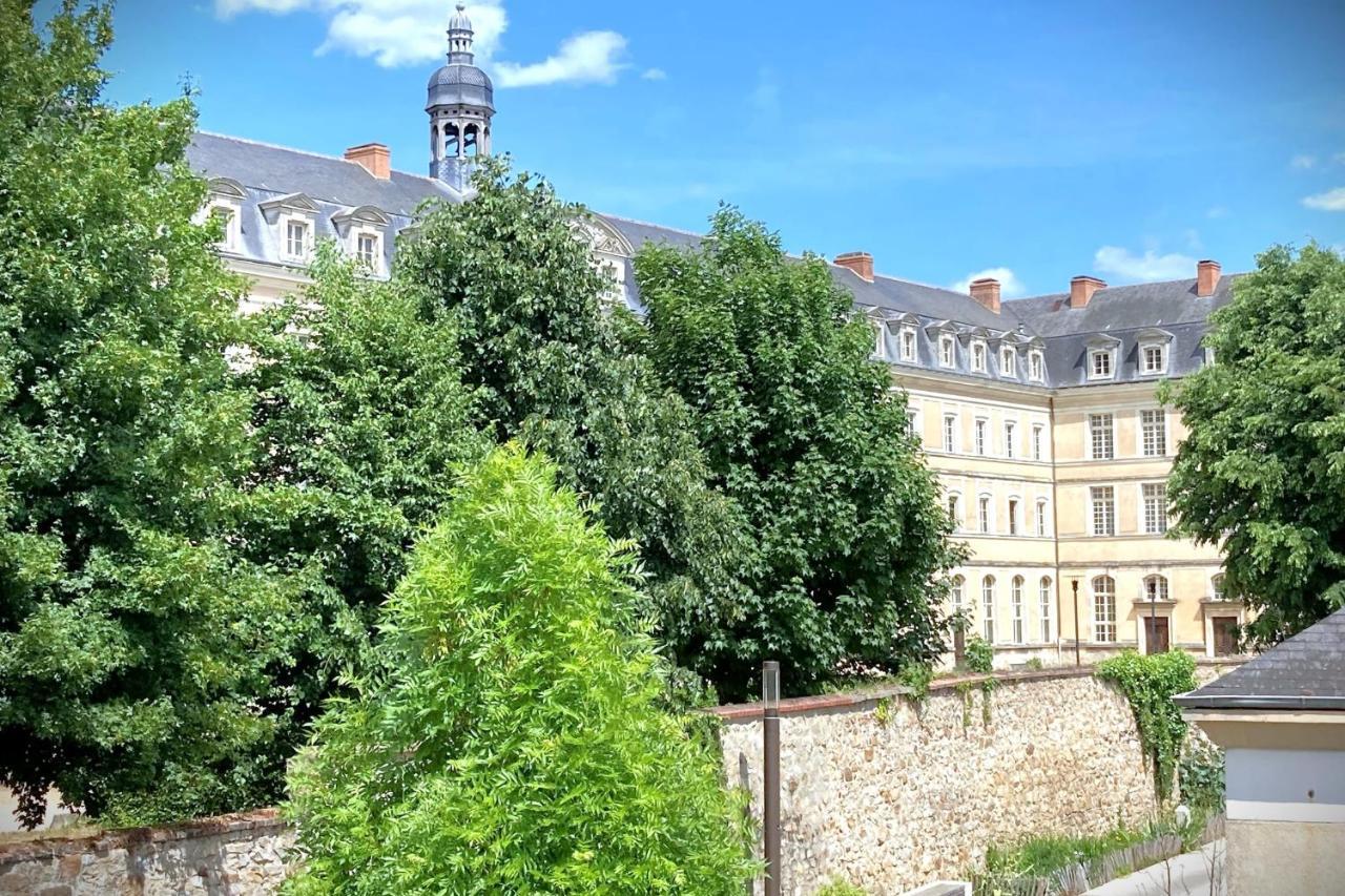 Ferienwohnung Elegant - Studio Proche Cathedrale Et Au Calme Le Mans Exterior foto